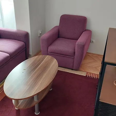 Matilda Apartment Split